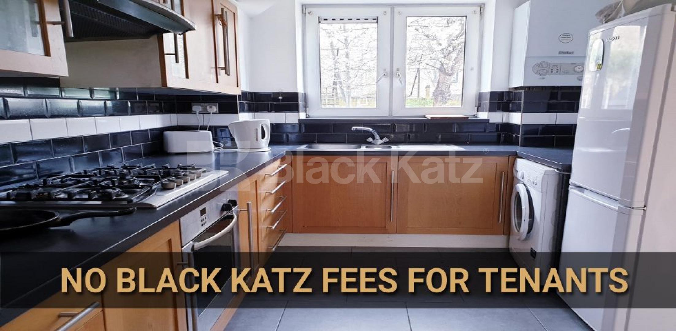 			4 Bedroom, 1 bath, 1 reception Apartment			 Saracen Street  , Westferry / Canary Wharf 